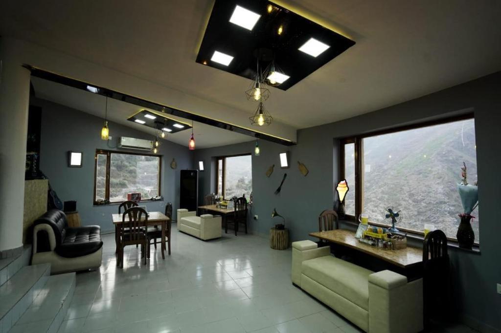 Icebergs Mussoorie - A Boutique Stay And 24 Hrs Roof Top Cafe Екстер'єр фото