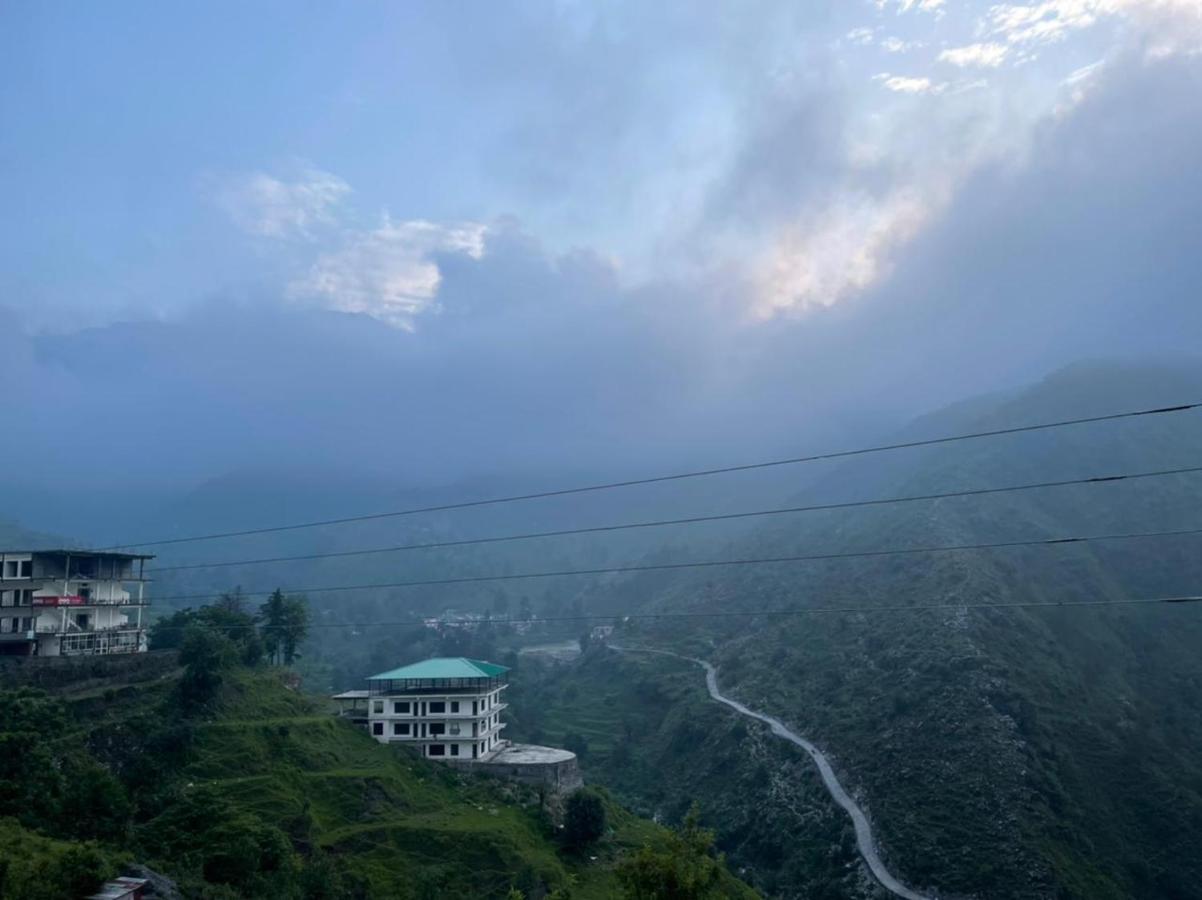 Icebergs Mussoorie - A Boutique Stay And 24 Hrs Roof Top Cafe Екстер'єр фото